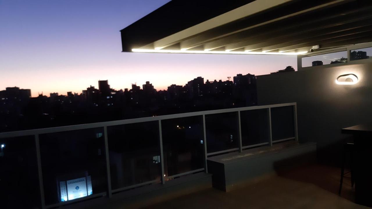 Studio contemporâneo em prédio novíssimo Porto Alegre Extérieur photo